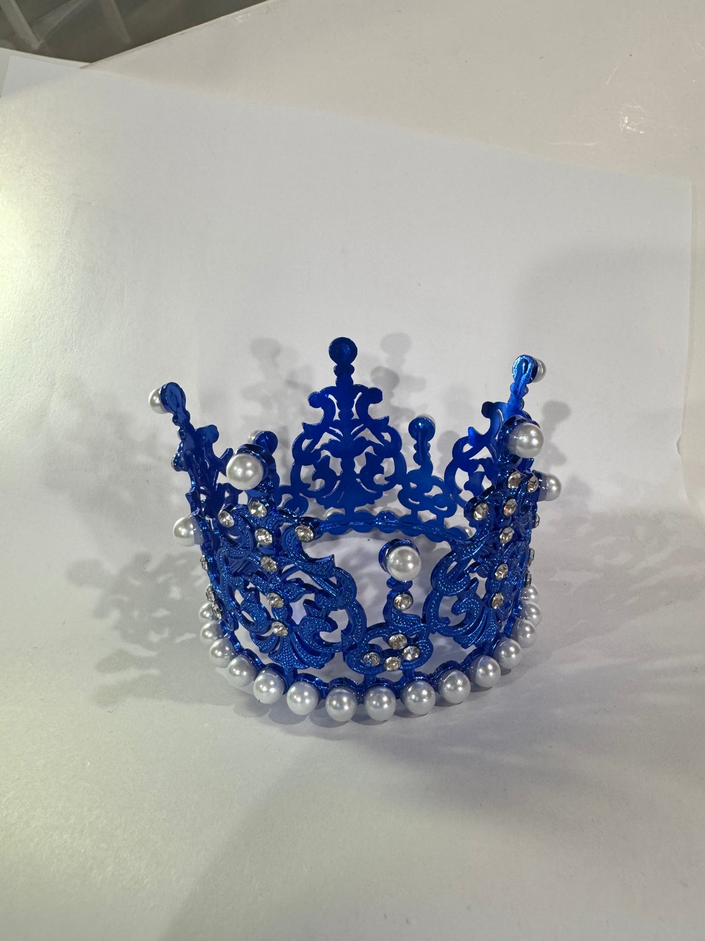 Medium Crown